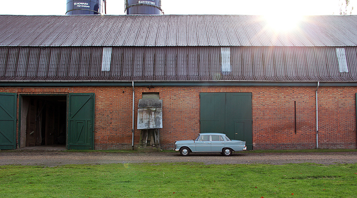 Mercedes 190c Heckflosse